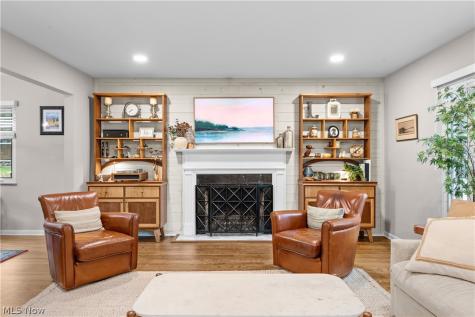 1361 Eriewood Drive Rocky River OH 44116