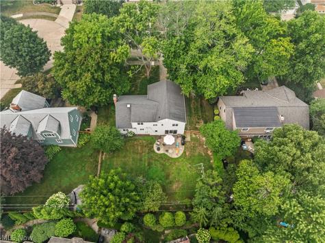 1361 Eriewood Drive Rocky River OH 44116