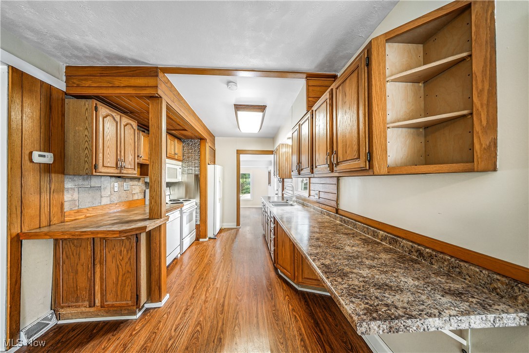 398 N Chillicothe Road Aurora OH 44202