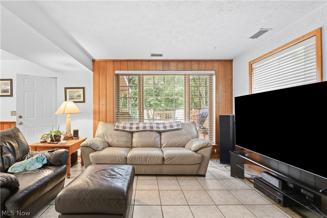 3875 N Glenridge Road Akron OH 44319