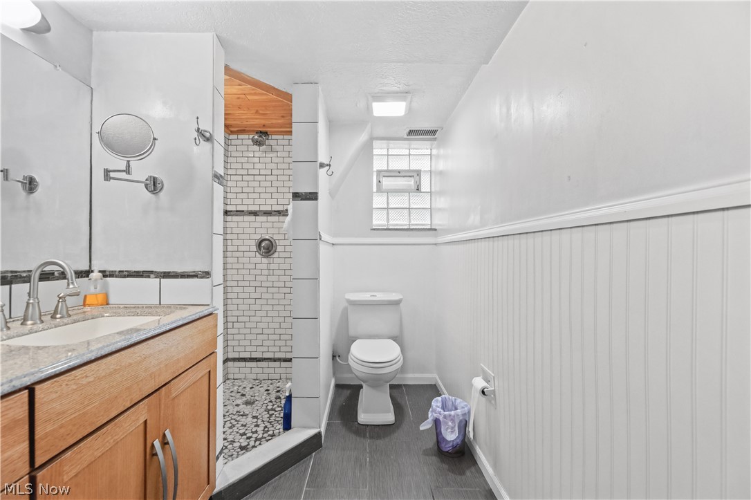 3875 N Glenridge Road Akron OH 44319