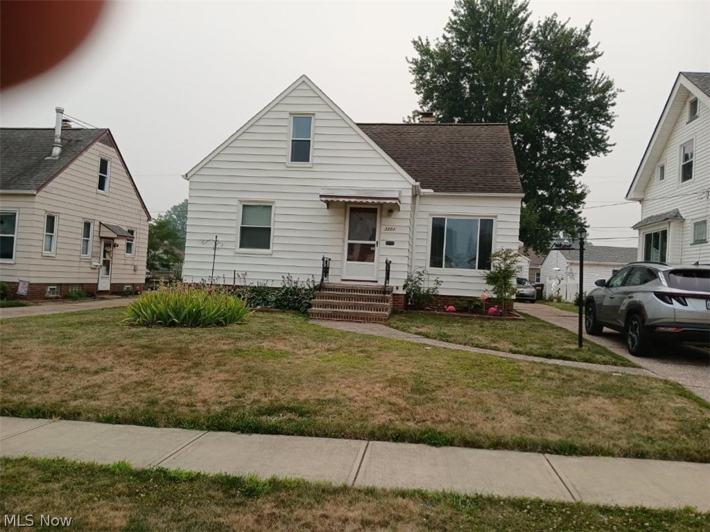 3203 Tuxedo Parma OH 44134