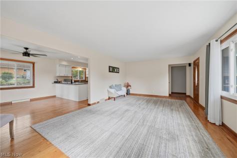 276 Stevenson Avenue Akron OH 44312