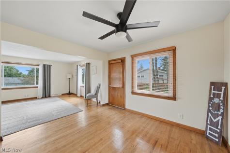 276 Stevenson Avenue Akron OH 44312