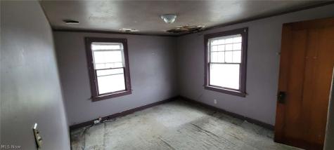 4017 Eastway Road South Euclid OH 44121
