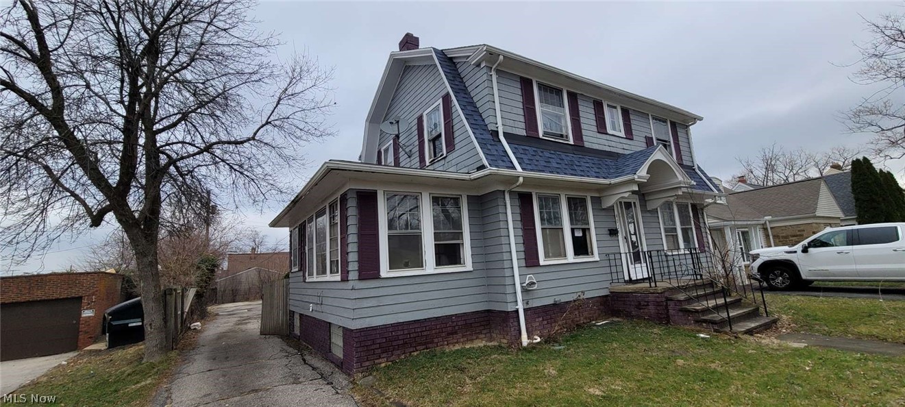 4017 Eastway Road South Euclid OH 44121