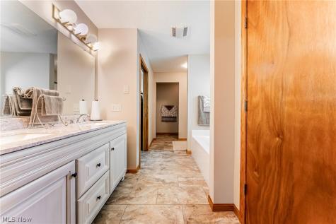 395 White Spruce Drive Macedonia OH 44056