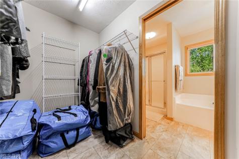 395 White Spruce Drive Macedonia OH 44056
