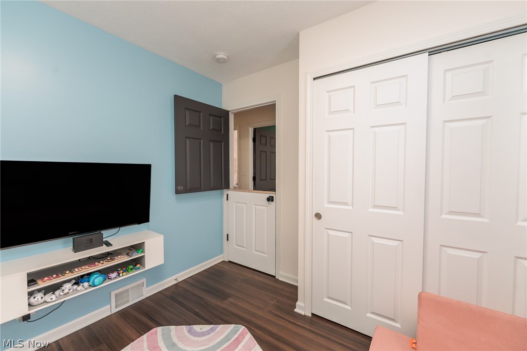 6391 Almont Drive Brook Park OH 44142