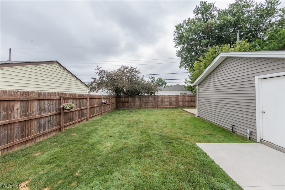 6391 Almont Drive Brook Park OH 44142