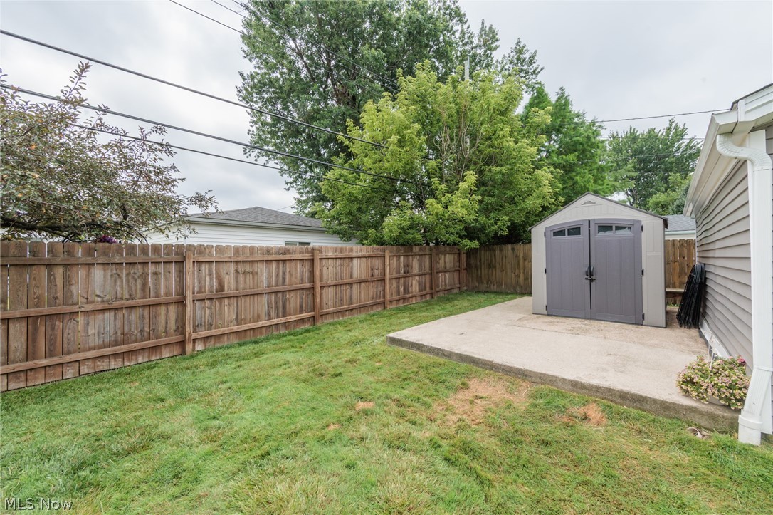 6391 Almont Drive Brook Park OH 44142