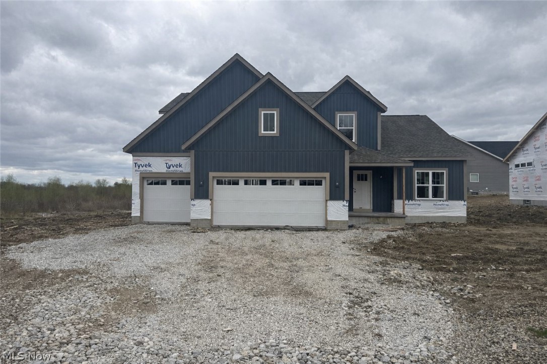 553 Woodlands Glen Avenue Hartville OH 44632