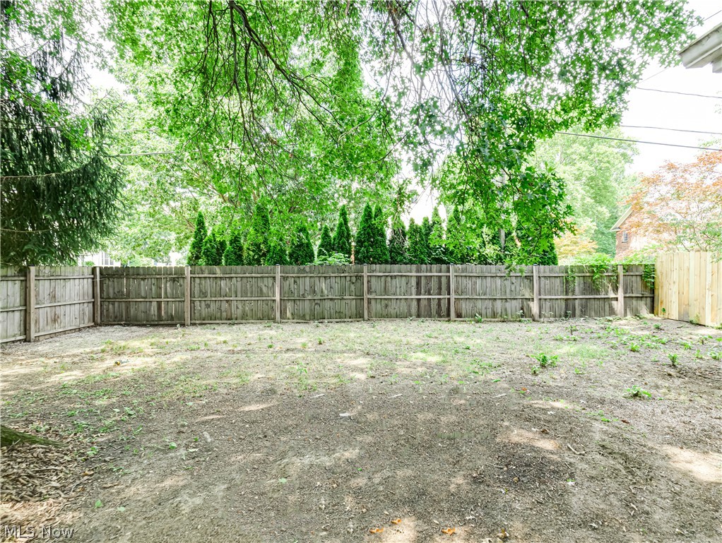 359 22nd Street NW Canton OH 44709