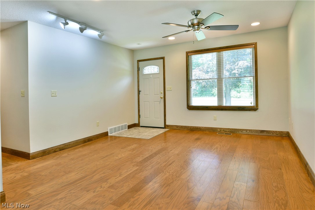 754 Warner Road Brookfield OH 44403