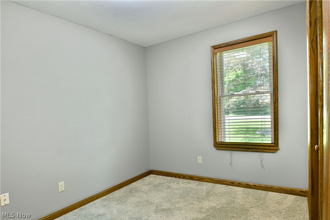 754 Warner Road Brookfield OH 44403