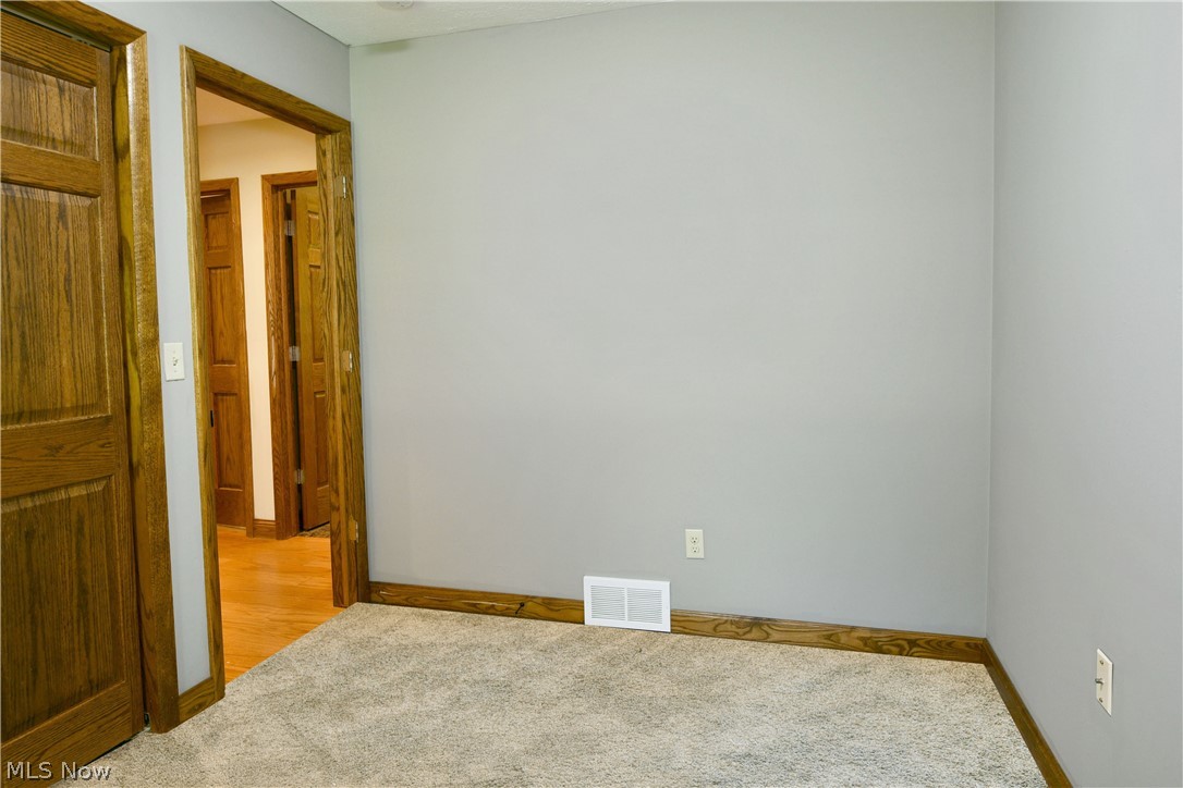754 Warner Road Brookfield OH 44403