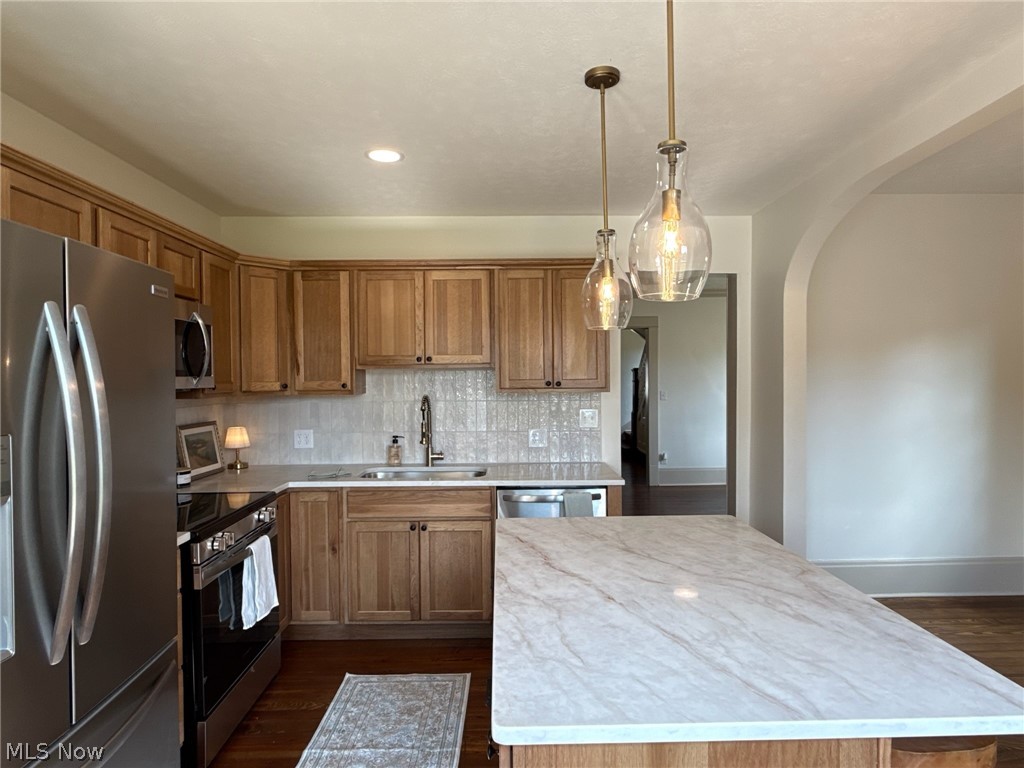 1326 N Wooster Avenue Dover OH 44622