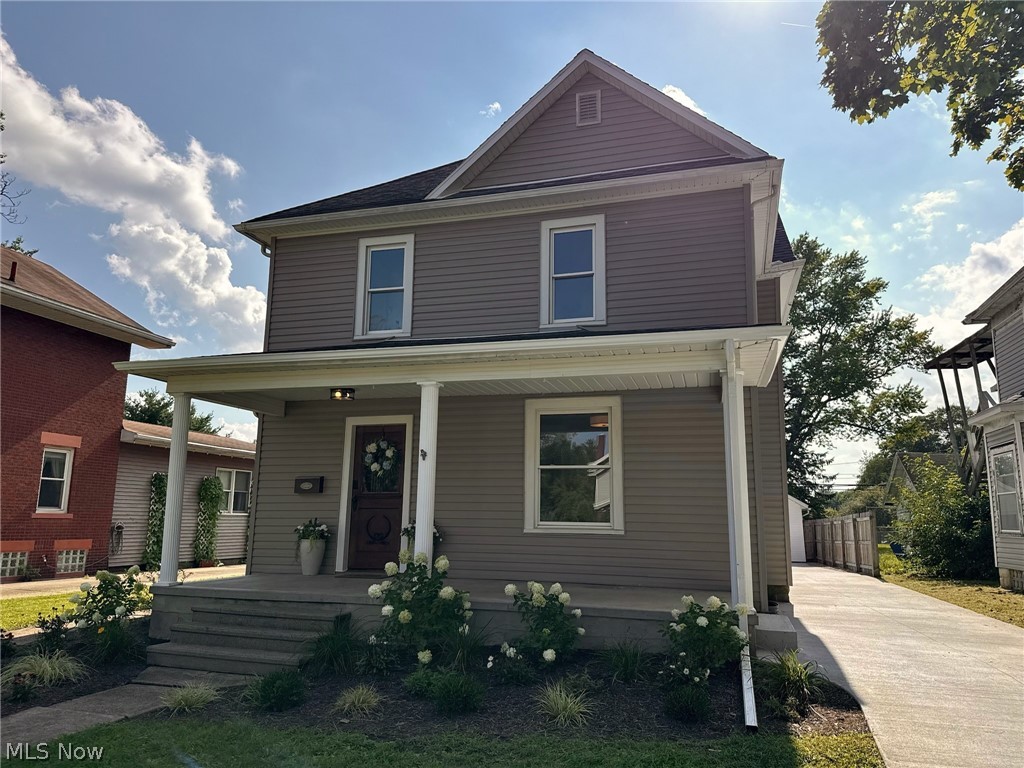1326 N Wooster Avenue Dover OH 44622
