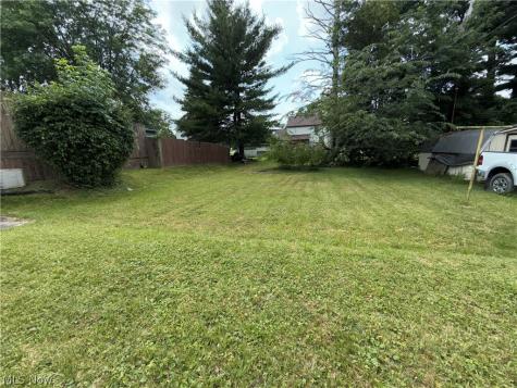 142 N Main Street N Youngstown OH 44515