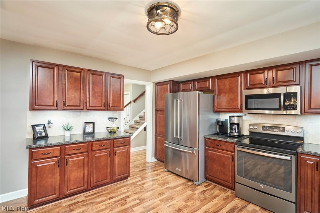 877 Locust Drive Tallmadge OH 44278