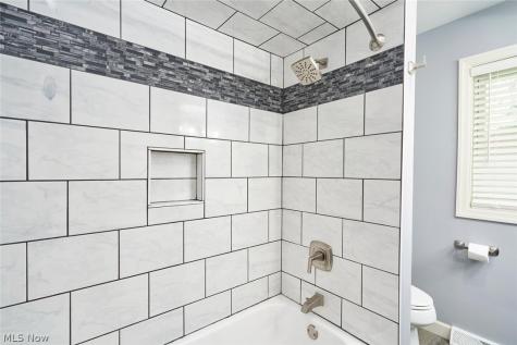 877 Locust Drive Tallmadge OH 44278