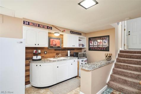 877 Locust Drive Tallmadge OH 44278