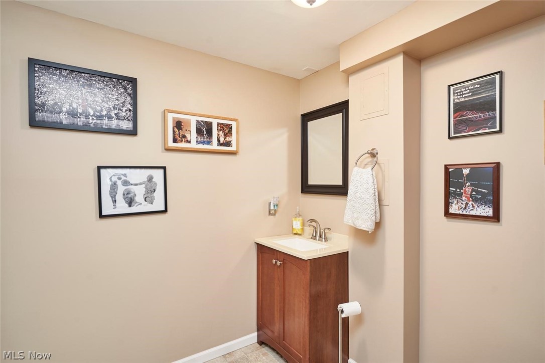 877 Locust Drive Tallmadge OH 44278