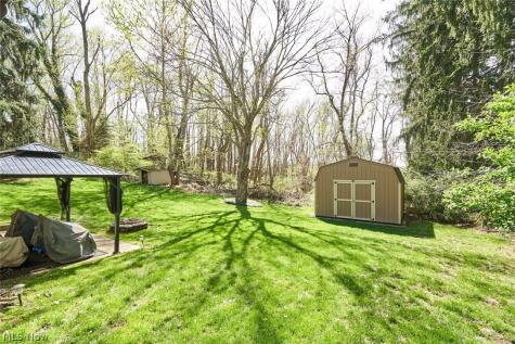 877 Locust Drive Tallmadge OH 44278