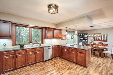 877 Locust Drive Tallmadge OH 44278