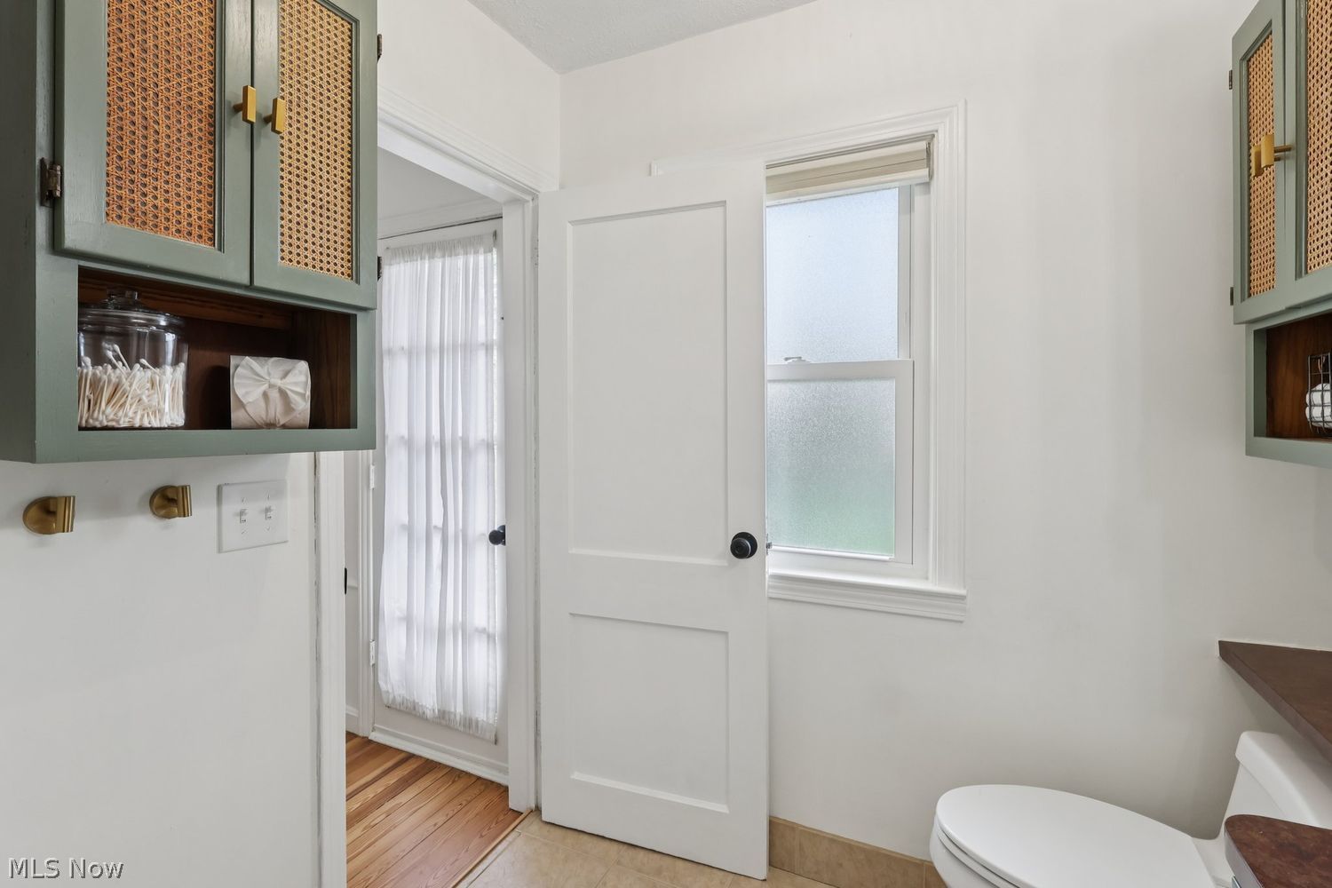 4362 W 226th Street Fairview Park OH 44126
