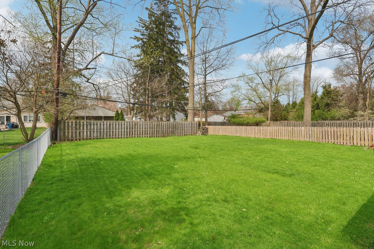 4362 W 226th Street Fairview Park OH 44126
