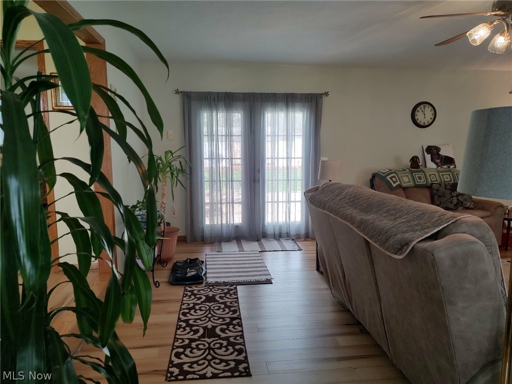 4314 Sherrod Valley Drive SW Sherrodsville OH 44675