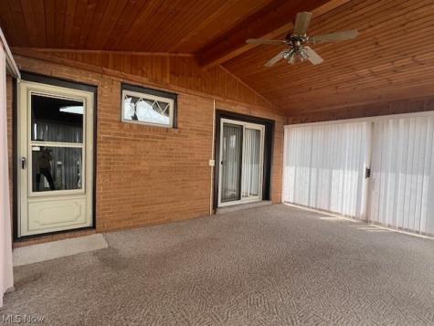 1124 NW Valley Drive NW North Canton OH 44720