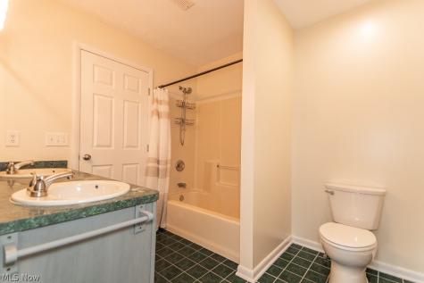 1565 Douglas Road Wickliffe OH 44092