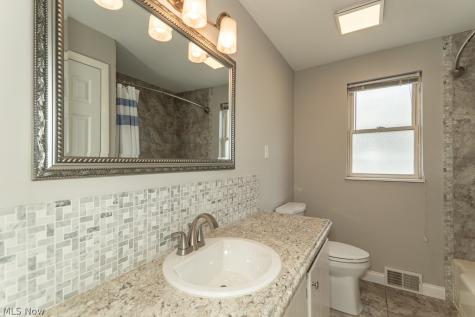 1565 Douglas Road Wickliffe OH 44092