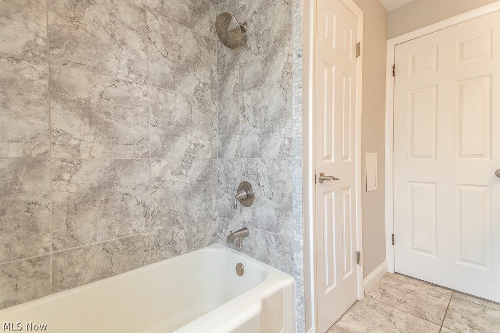 1565 Douglas Road Wickliffe OH 44092