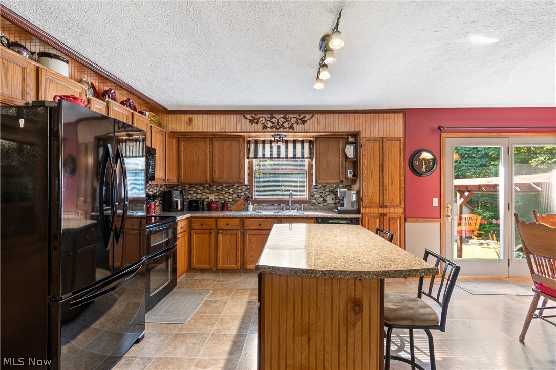 9234 Bailey Road NE Bolivar OH 44612