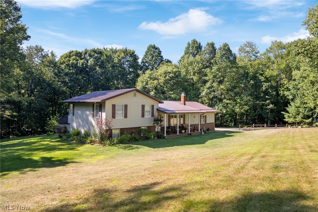 9234 Bailey Road NE Bolivar OH 44612