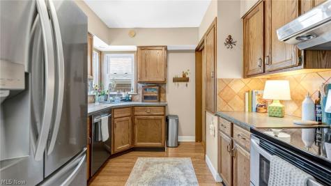 2218 20th Street Cuyahoga Falls OH 44223