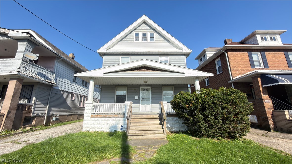 3581 E 149th Street Cleveland OH 44120