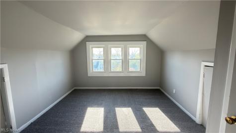 3581 E 149th Street Cleveland OH 44120