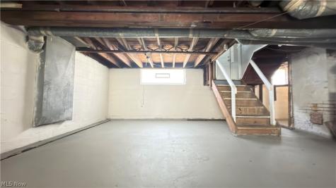 3581 E 149th Street Cleveland OH 44120