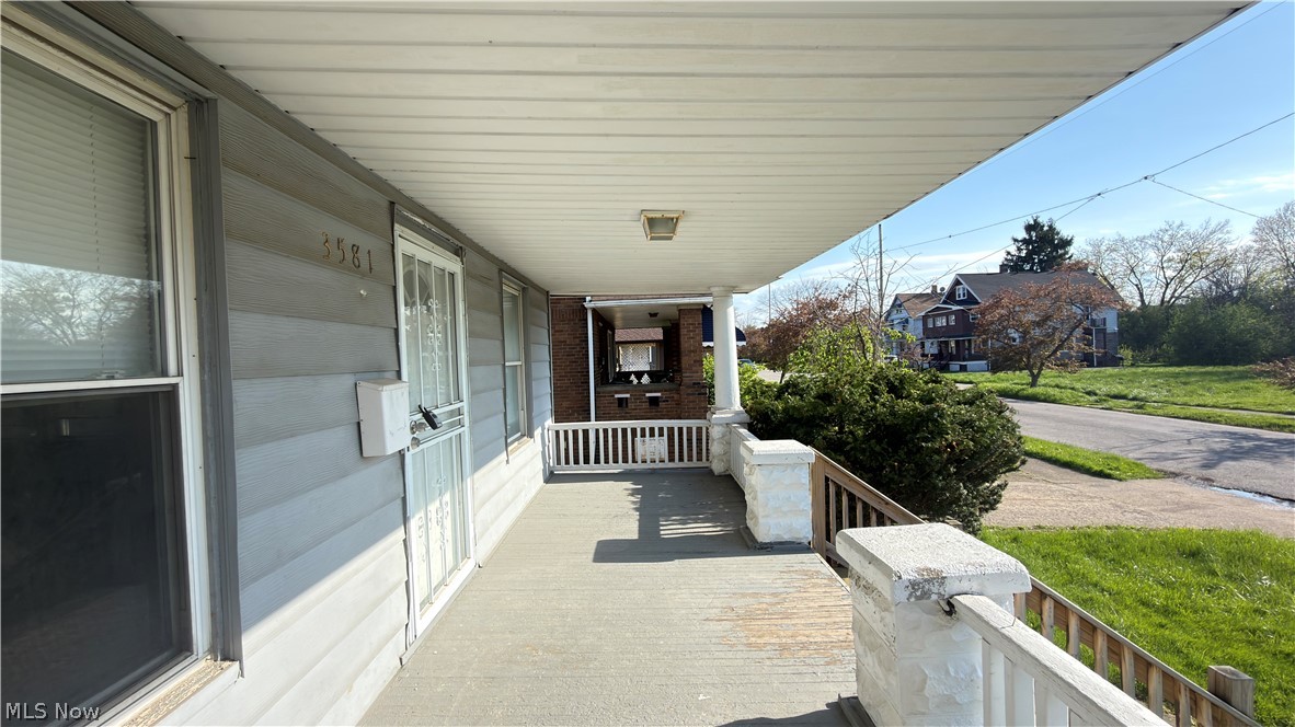 3581 E 149th Street Cleveland OH 44120