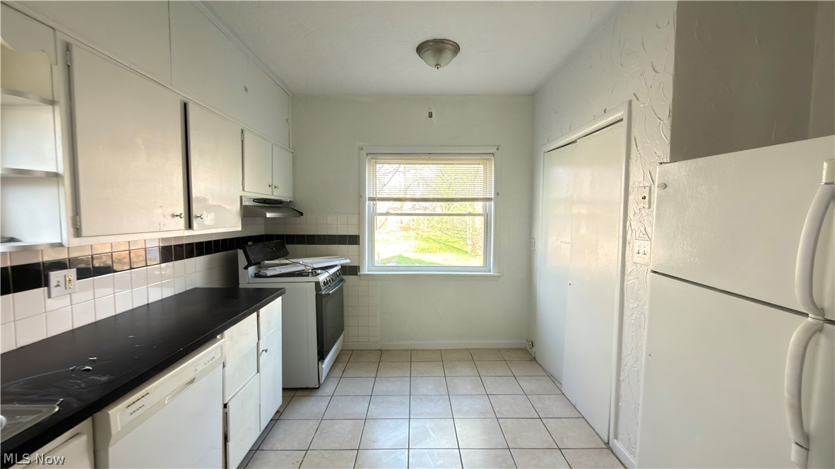 3581 E 149th Street Cleveland OH 44120