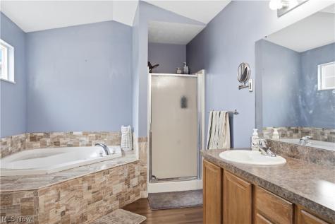 8585 Mandell Drive Macedonia OH 44056