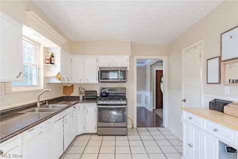 3407 Clague Road North Olmsted OH 44070