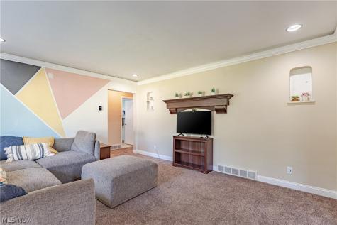 3407 Clague Road North Olmsted OH 44070