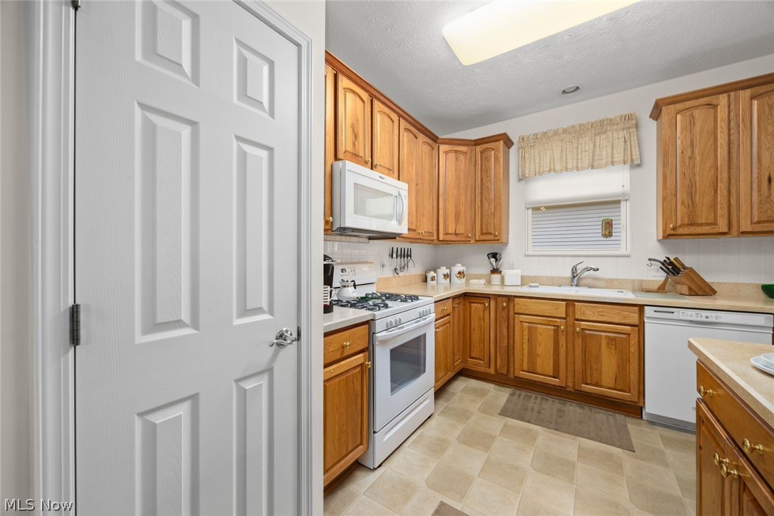 1990 Buckingham Drive Avon OH 44011