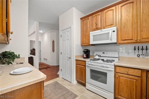 1990 Buckingham Drive Avon OH 44011