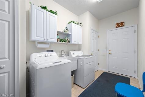 1990 Buckingham Drive Avon OH 44011